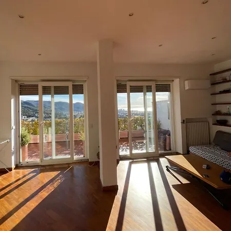 Slow Light Apartment *