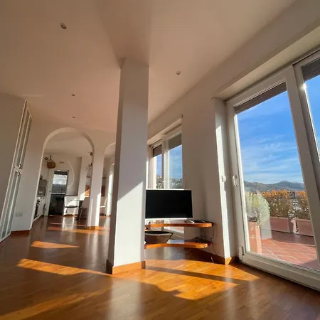 Slow Light Apartment *